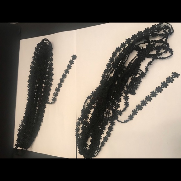 Daisy Flower Trimming - Picture 2 of 4